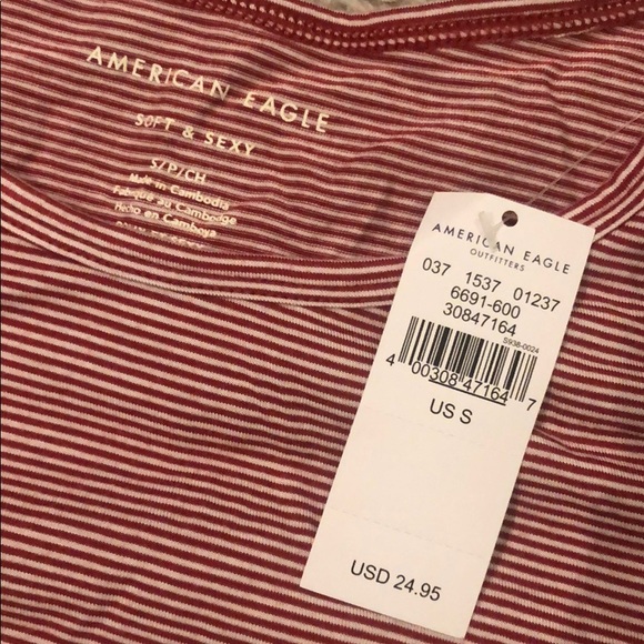 ⚡️3 for $30 Striped AE crop top - Picture 2 of 2